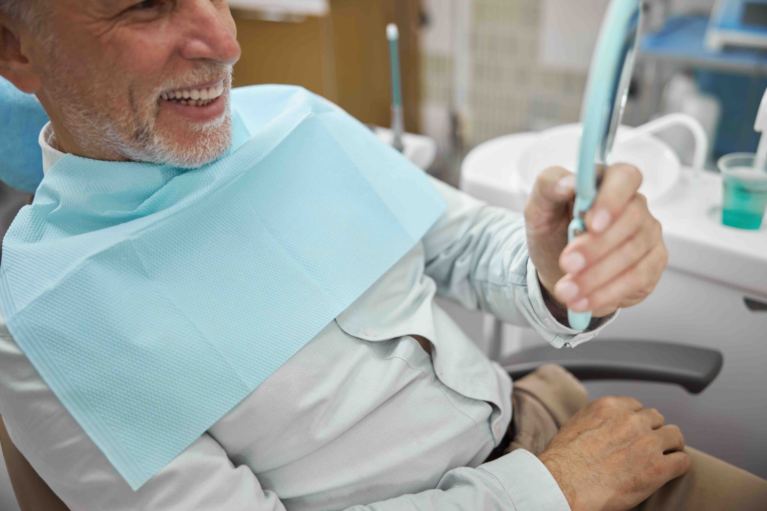 Come funziona un impianto dentale